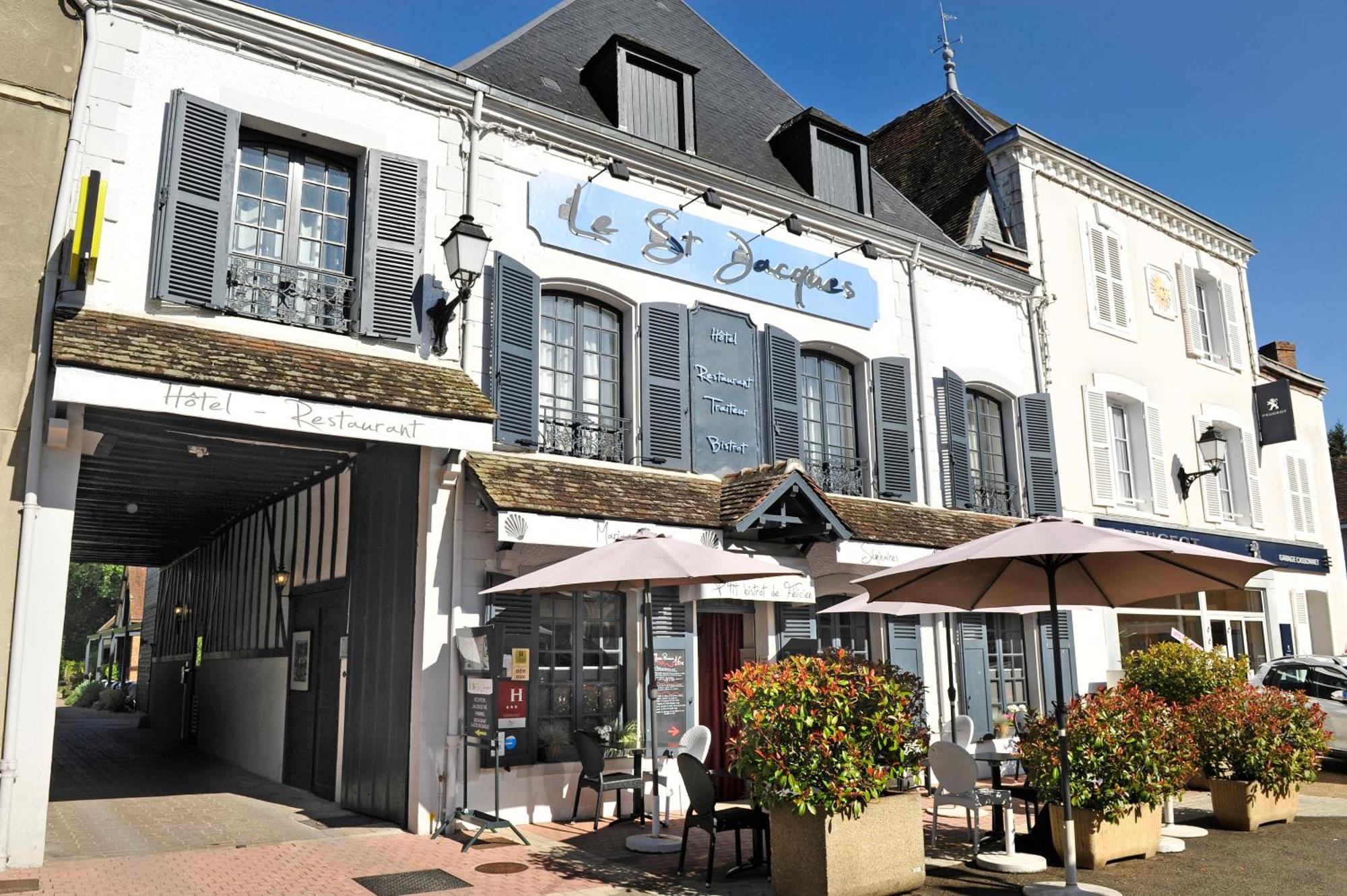 Готель Le Saint-Jacques Cloyes-sur-le-Loir Екстер'єр фото